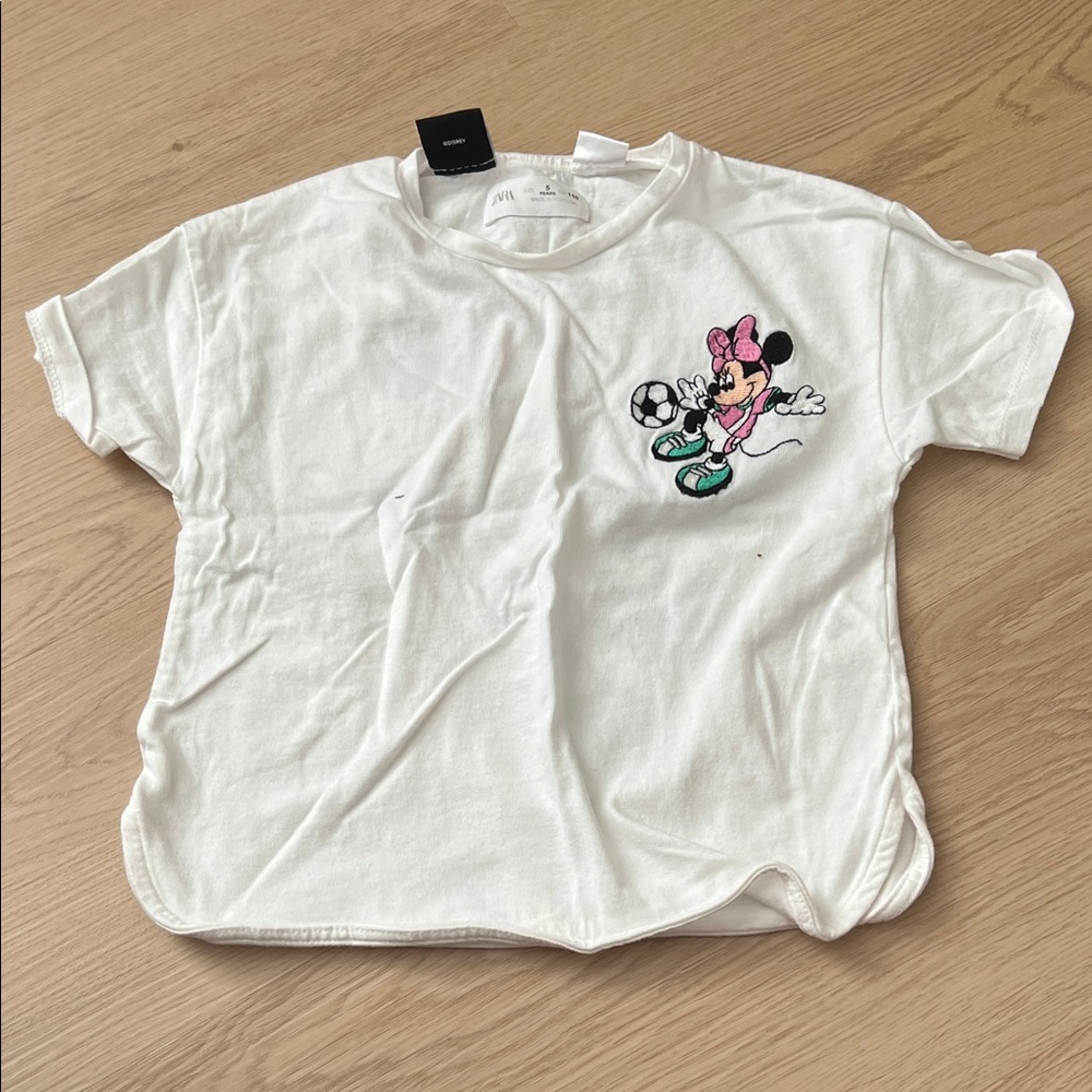 DisneyxZara Kids White T-Shirt with Minnie Mouse Soccer Graphic